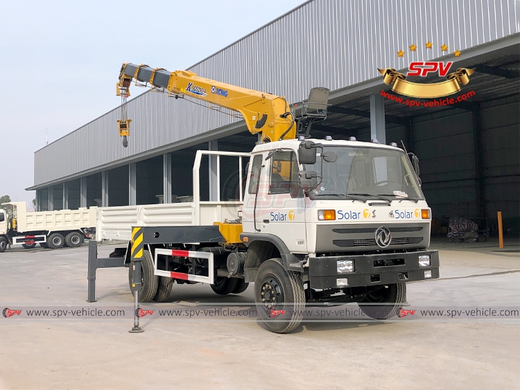 8 Tons Telescopic Crane Truck Dongfeng - W3